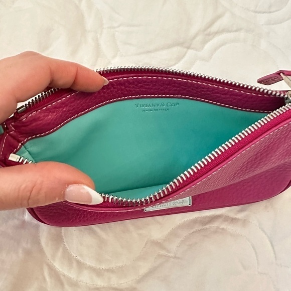 Tiffany & Co leather pochette wristlet mini bag pink raspberry - Picture 6 of 7
